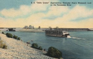 Vintage Postcard 1958 S. S. Delta Queen Mammoth Lock On The Tennessee River TN