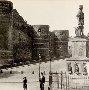 Statue Of Roi Rene Man In Bowler Hat Angers France 1910s Postcard PCBG12B