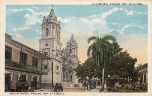 P1917 old postcard old cars horse & wagon the cathedral panama street view