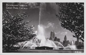 Buckingham Fountain Grant Park Chicago Illinois Vintage RPPC C157