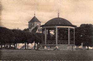 BR48100 Mauze sur le mignon lekiosque et l eglise     France