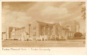 J2/ West Lafayette Indiana RPPC Postcard c1943 Purdue University Union 89