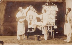 J86/ Interesting RPPC Postcard c1910 Comedy Side Show Entertainers 383