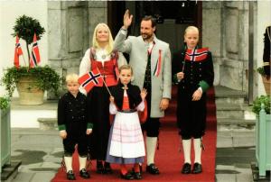 CPM AK Royal Family – 2012 NORWAY ROYALTY (855746)