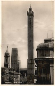 Vintage Postcard Due Torri Tourist Attraction Complex Tower Bologna Italy RPPC