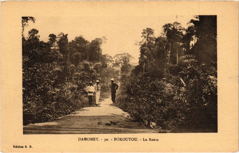 CPA AK DAHOMEY - Bokoutou - La Route (86816)