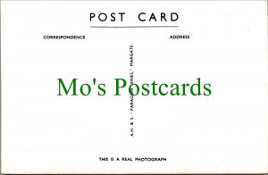 Kent Postcard - Boating Lake, Memorial Park, Herne Bay  Ref.RS29433