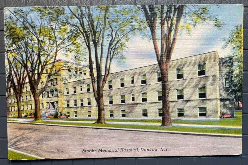 Vintage Postcard 1930-1945 Brooks Memorial Hospital Dunkirk New York