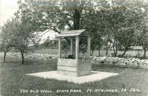 IA, Fort Atkinson, Iowa, State Park, Old Well, L.L. Cook No. 562, RPPC