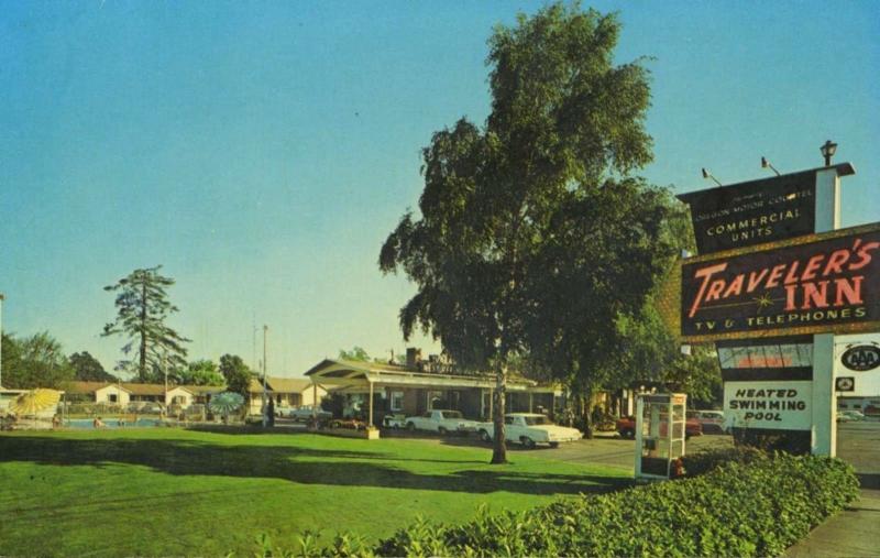 Traveler's Inn Salem Oregon OR Old Cars AAA Vintage Postcard E11