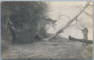 AMERICAN INDIAN SHOOTING SCENE ANTIQUE REAL PHOTO POSTCARD RPPC