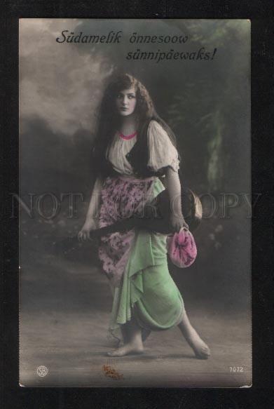 068035 Lady w/ LONG HAIR & MANDOLIN vintage PHOTO