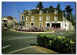 Postcard Modern Orvault Loire Atlantique Place of the church with the Bar Hot...