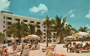 Vintage Postcard Balmoral Beach Cable Nassau Complete Resort Manor House