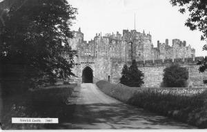 uk28221 alnwick castle real photo uk