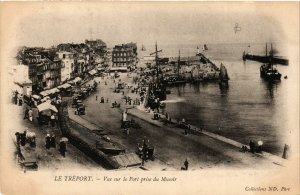 CPA Le TRÉPORT-Vue sur le Port prise du Musoir (348249)