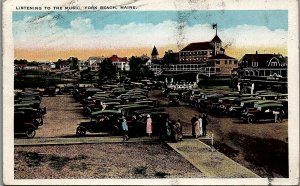 1930 YORK BEACH MAINE VINTAGE AUTOMOBILES LISTENING TO MUSIC POSTCARD 34-175