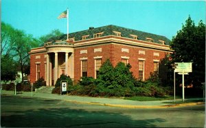 United States Post Office Building Georgetown DE Delaware UNP Chrome Postcard A8