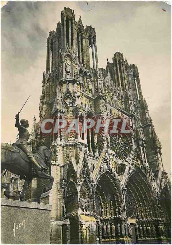 Modern Postcard Reims (Marne) The Cathedral and the Statue of Joan of Arc