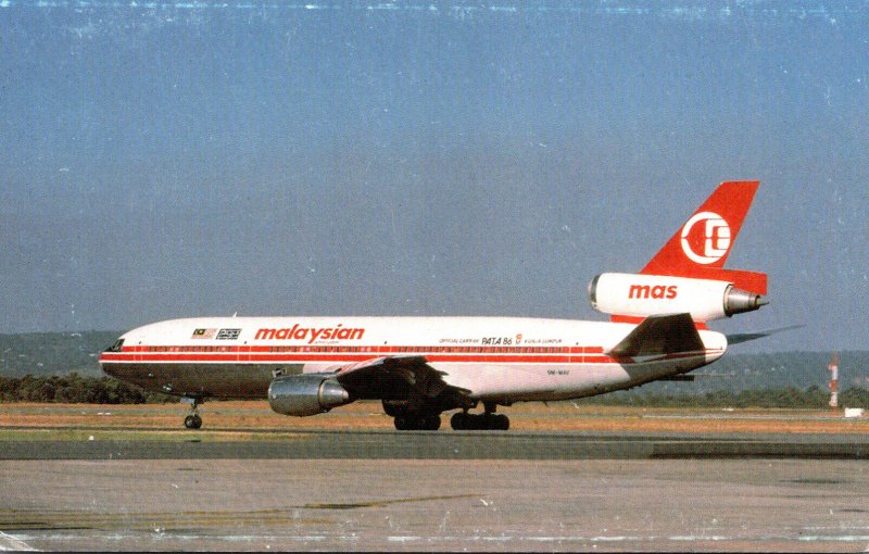 Malaysian Airline System DC-10-30