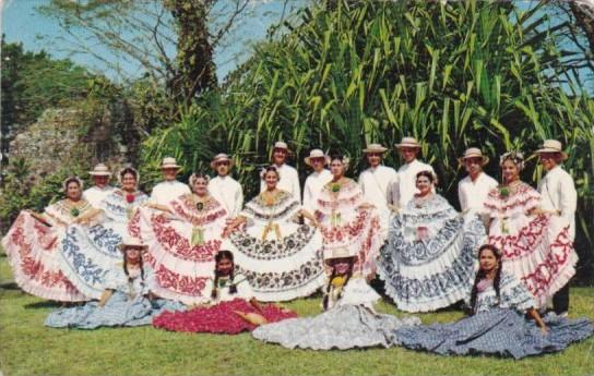 Panama Folkore Entertainers Wearing Polleras and Montunos Typical Costume