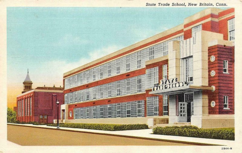 NEW BRITAIN, CT Connecticut  STATE TRADE SCHOOL  c1940's Curteich Linen Postcard