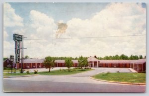 Roadside~Cotton Patch Motel Street View~Thomson Georgia~Vintage Postcard