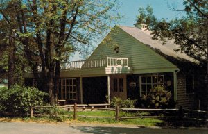 Fairfield Hall at Allenberry Resort & Playhouse Boiling Springs, PA Postcard