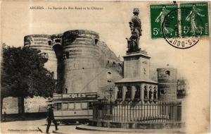 CPA ANGERS - La Statue du Roi René et le Chateau (165278)