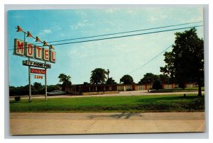 Vintage 1960's Advertising Postcard Oak Ridge Motel Highway 35E Denton Texas