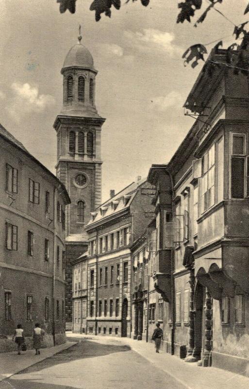 Hungary Sopron Utcarészlet az Evangelikus templommal 01.49