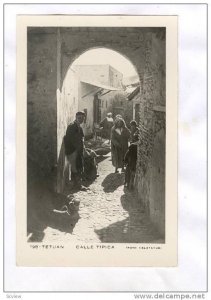 RP; TETUAN , MOrocco, 30-50s : Calle Tipica