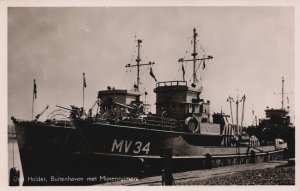 Den Helder Buitenhaven met Mijnenruimers Minesweepers Vintage RPPC C256