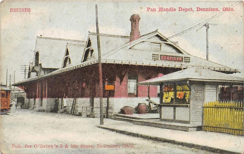 E88/ Dennison Ohio Postcard Tuscarawas 1911 Pan Handle Railroad Depot