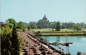 Victoria BC Government Street Inner Harbour Unused Postcard G66