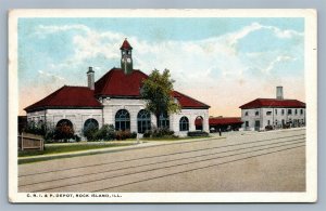 ROCK ISLAND IL RAILROAD DEPOT RAILWAY TRAIN STATION ANTIQUE POSTCARD