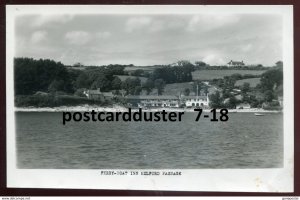 dc1629 - ENGLAND Helford Passage 1940s Ferry Boat Inn. Real Photo Postcard