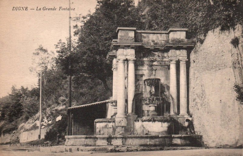 La Grande Fontaine,Digne,France BIN