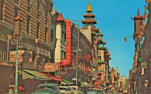 San Francico CA Grant Ave. Chinatown Stores & Restaurants Postcard