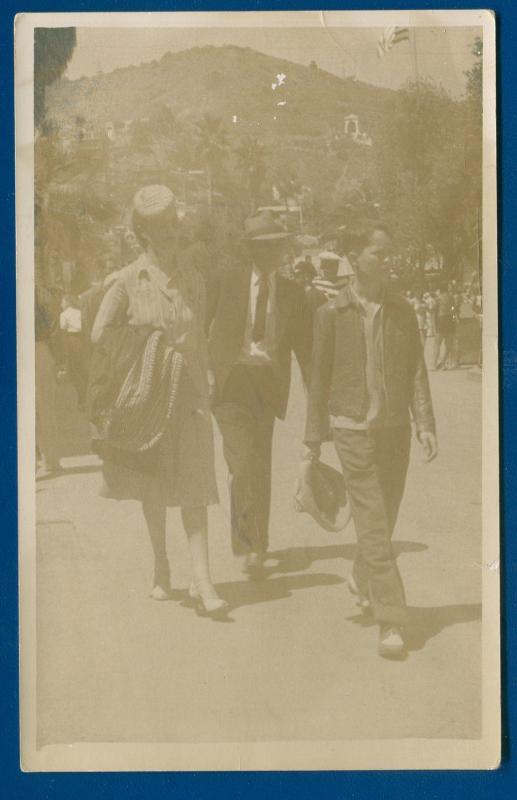 Street Walkers people Catalina Island 1940s RPPC Real Photo Postcard ANSCO