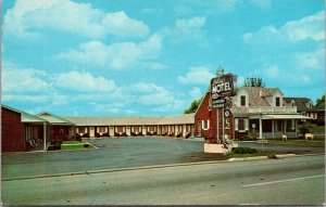 Bailey's Motel at Harrodsburg KY Vintage Postcard Q41