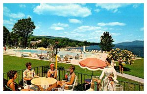 Postcard SWIMMING POOL SCENE Lake George New York NY AR9866