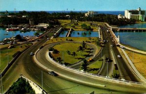 Puerto Rico Santurce Greetings Showing Traffic Circle Seen From Charter House...