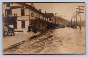 J87/ Wellsville Ohio RPPC Postcard c1907 Flood Disaster Railroad Depot 644