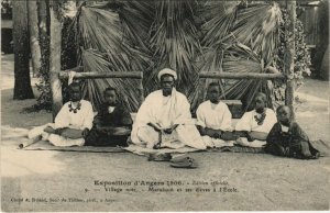 CPA Exposition d'ANGERS 1906-Village noir - Marabout et ses eleves (127655)