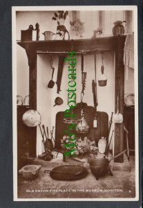 Devon Postcard  - Old Devon Fireplace in The Museum, Honiton SW4089