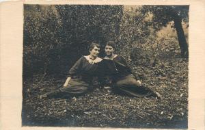 Vintage photography photo postcard portrait of two women dated 1918