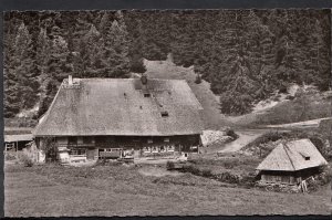 Germany Postcard - Bauernhaus Bei Urach    MB444