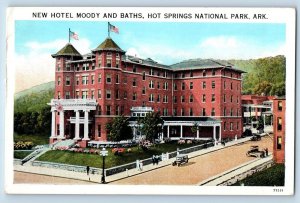 c1920 Hotel Moody & Baths Restaurant Hotsprings National Park Arkansas Postcard