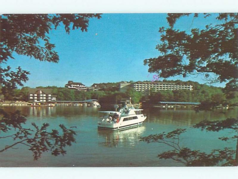 Pre-1980 BOAT AT TAN-TAR RESORT MOTEL Osage Beach - Near Lake Ozark MO W6556